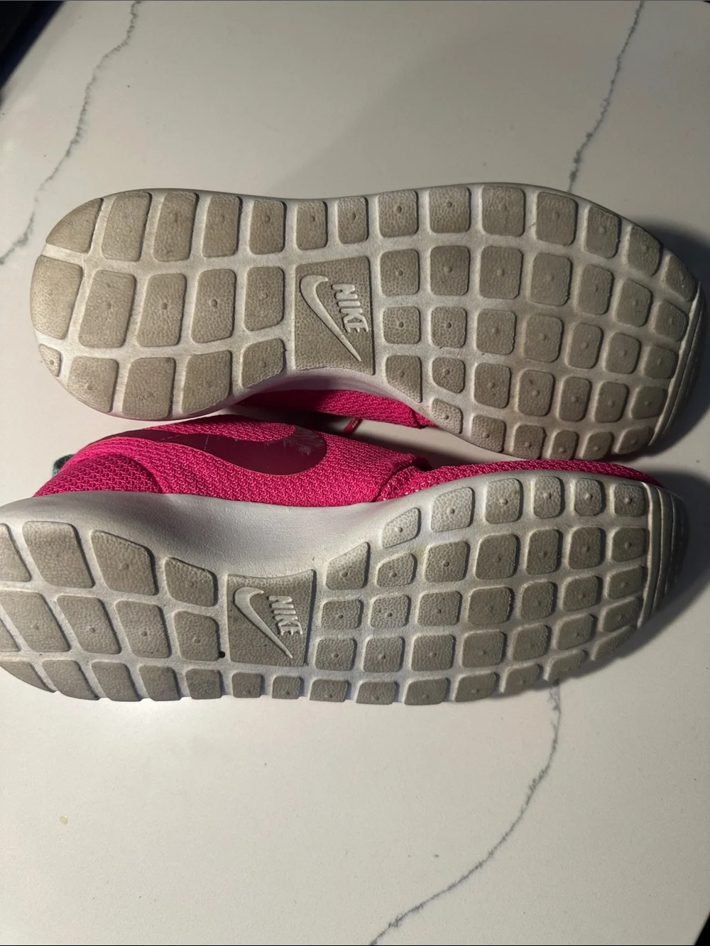 Nike Womans Hot Pink Lightweight Sneakers with Teal Pull Tabs